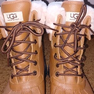 UGG Women's Adirondack  Waterproof Boots